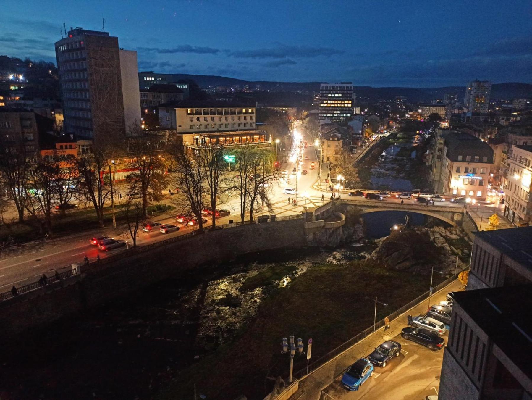 Bhn Топ Център Студио Gabrovo Extérieur photo